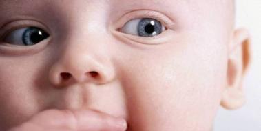 Bebeklerde Göz Altı Morluğu